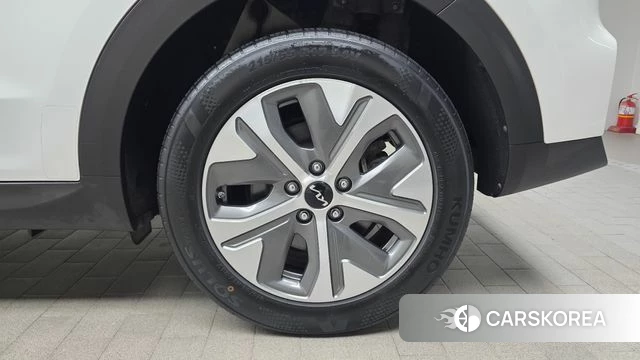 Kia Niro Plus id 4758491 из Кореи 13