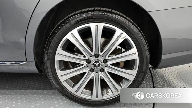 Mercedes-Benz E-Class W213 id 4201256 из Кореи 13