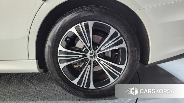 Mercedes-Benz E-Class W214 id 4744087 из Кореи 13