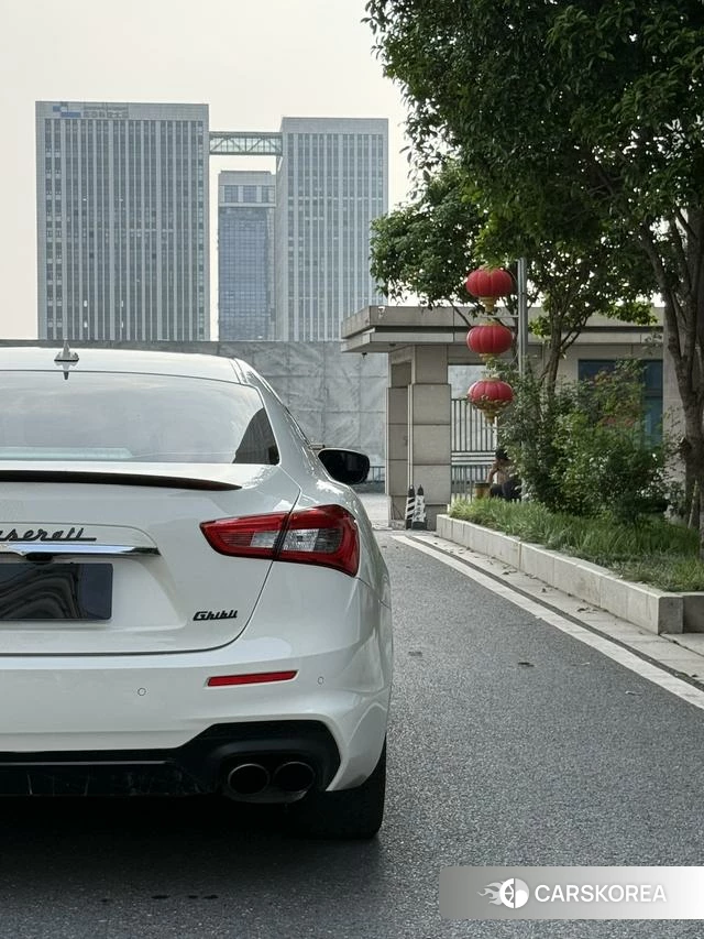 Maserati Ghibli id 4209522 из Китая 13