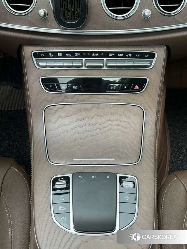 Mercedes-Benz E-class id 4320648 из Китая 13
