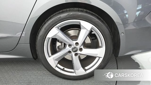 Audi A7 (4K) id 4303452 из Кореи 13