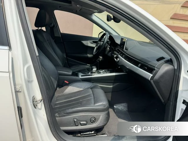 Audi A4L id 4253504 из Китая 13