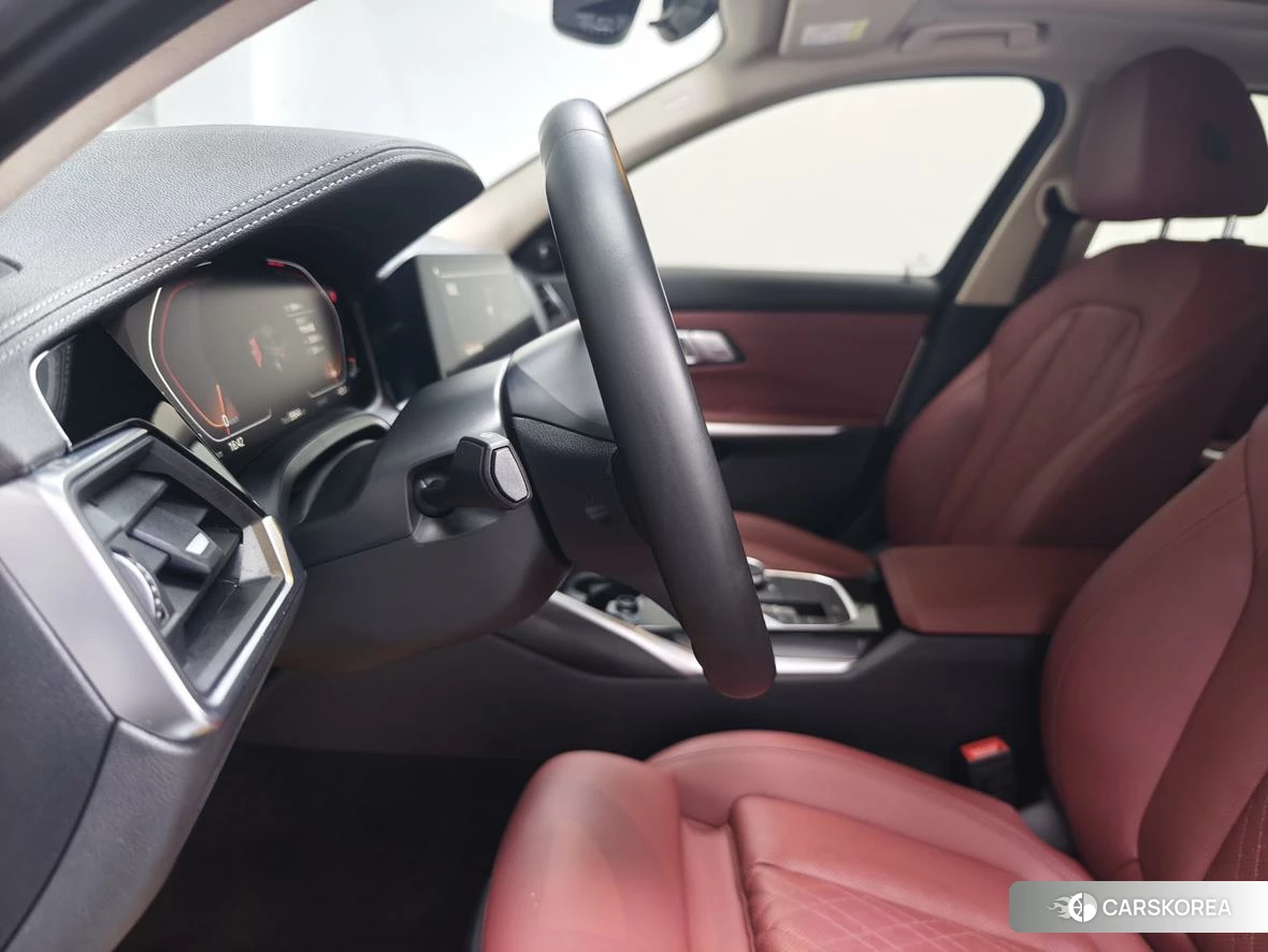 BMW 3 series id 4454276 из Китая 13