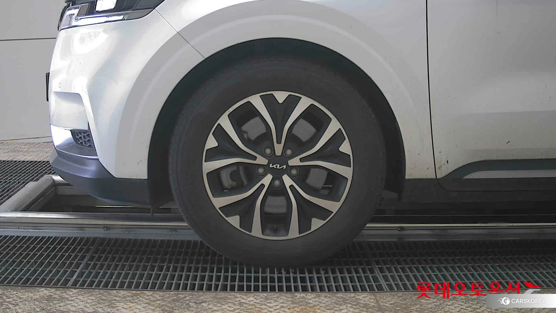 Kia Carnival id 3882082 из Кореи 13