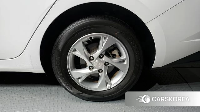 Hyundai Avante (CN7) id 4402766 из Кореи 13