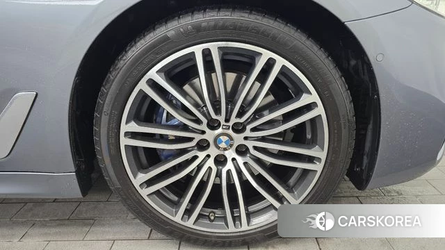 BMW 5 Series (G30) id 4750916 из Кореи 13