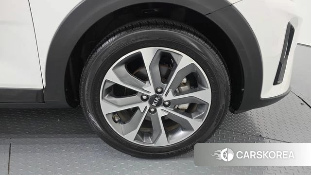 Kia Stonic id 4251150 из Кореи 13