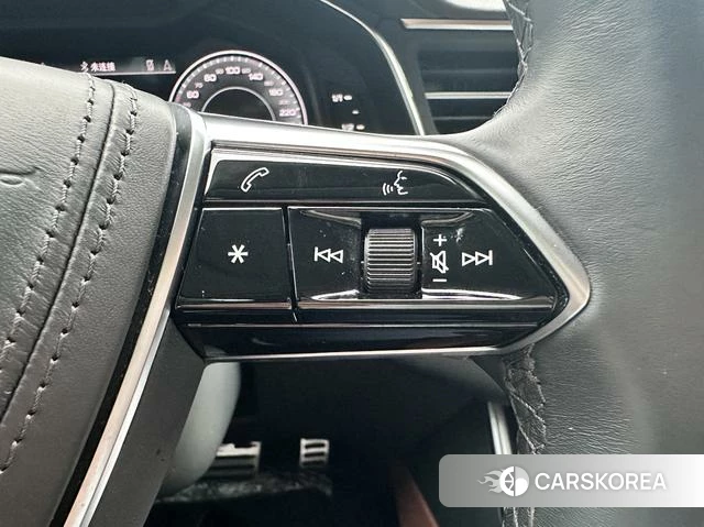 Audi A6L id 4321218 из Китая 13