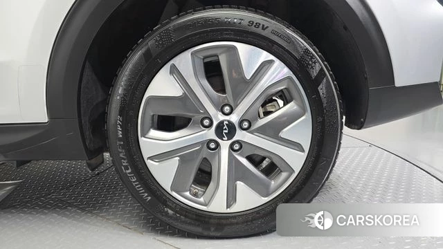 Kia Niro Plus id 4899015 из Кореи 13