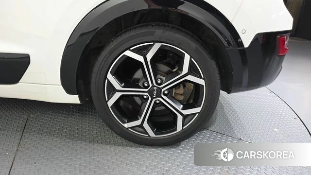 Kia Di Ol Nu Niro id 4641335 из Кореи 13
