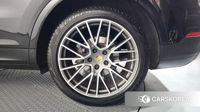 Porsche Cayenne (PO536) id 4268629 из Кореи 13
