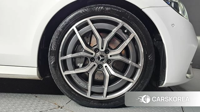 Mercedes-Benz E-Class W213 id 4881840 из Кореи 13