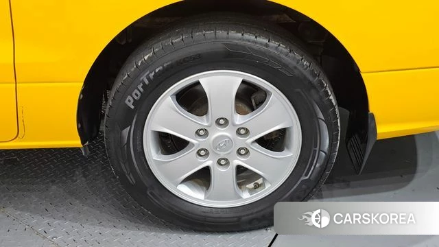 Hyundai The New Grand Starex id 4471645 из Кореи 13