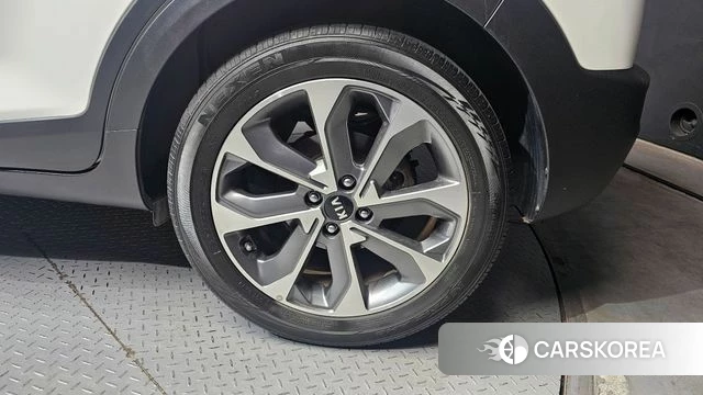Kia Stonic id 4232598 из Кореи 13