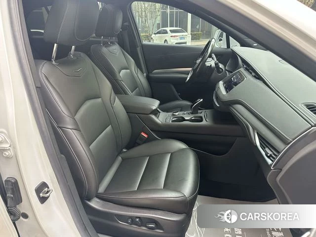Cadillac XT4 id 4220994 из Китая 13