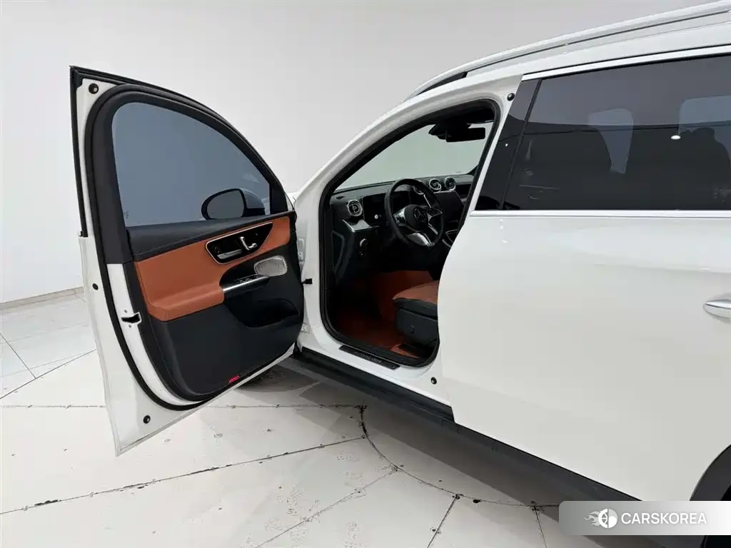Mercedes-Benz GLC id 4546045 из Китая 13