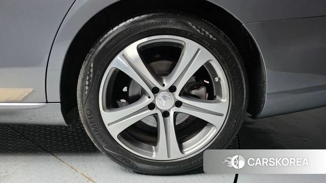 Mercedes-Benz E-Class W213 id 4780988 из Кореи 13