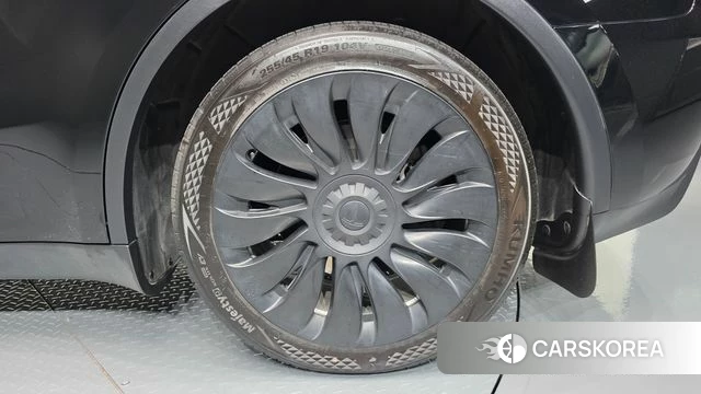 Tesla Model Y id 4768089 из Кореи 13