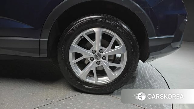 Audi Q3 (F3) id 4446322 из Кореи 13