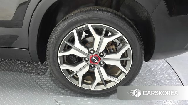 Kia Seltos id 4551347 из Кореи 13
