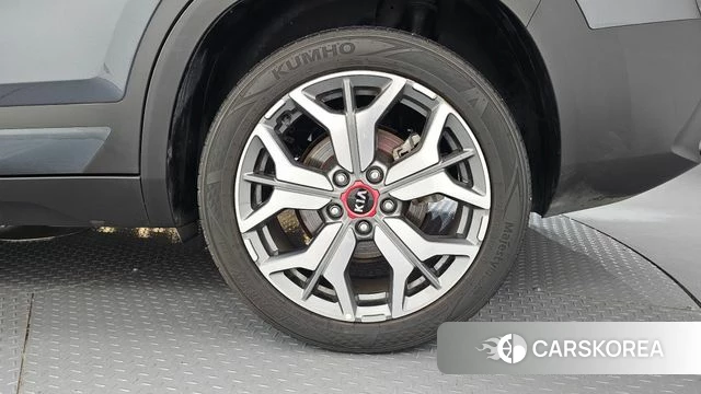 Kia Seltos id 4609971 из Кореи 13
