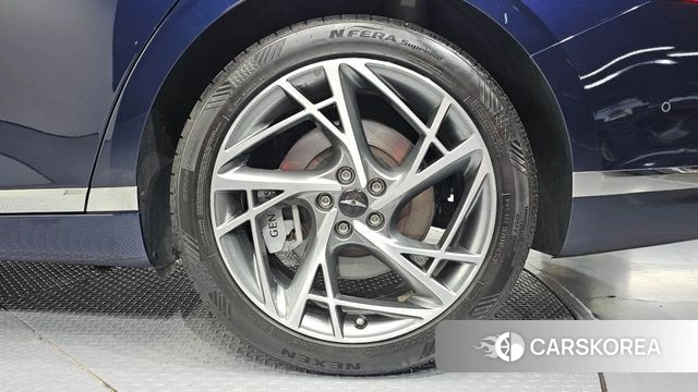 Genesis G90 (RS4) id 4905529 из Кореи 13
