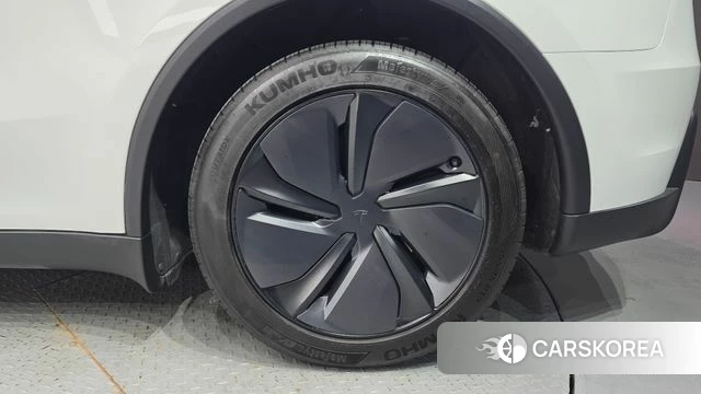 Tesla Model Y id 4706000 из Кореи 13