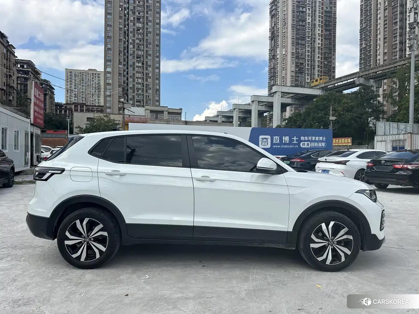 Volkswagen Tharu id 4679498 из Китая 13