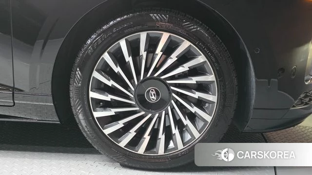 Hyundai Grandeur (GN7) id 4898669 из Кореи 13
