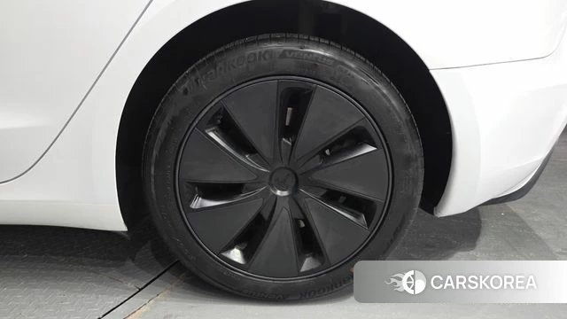 Tesla Model 3 id 4612598 из Кореи 13