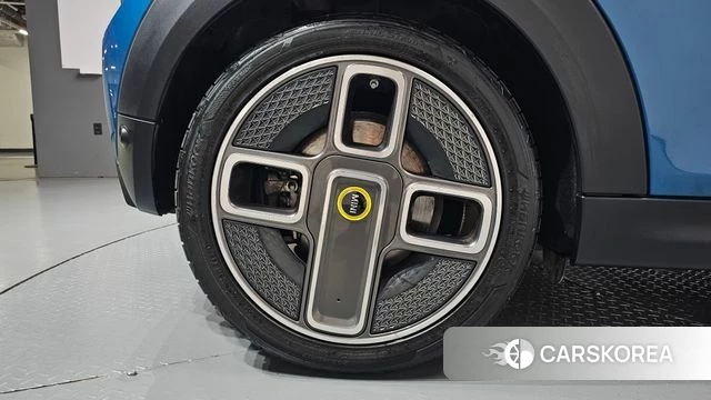Mini Cooper Electric id 4871986 из Кореи 13