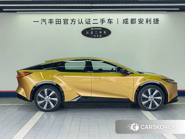 Toyota bZ5 id 4261115 из Китая 13