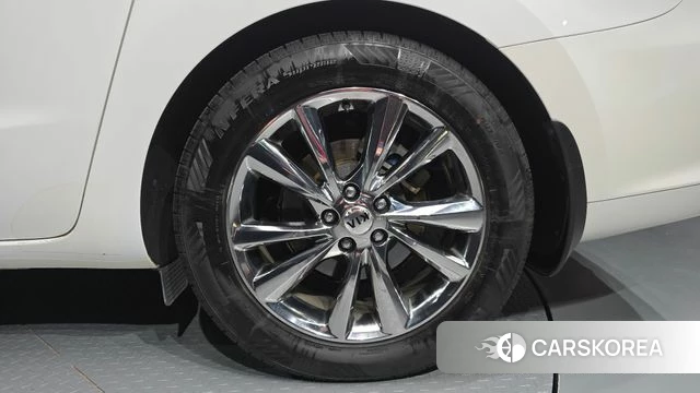 Kia The New Carnival id 4610512 из Кореи 13