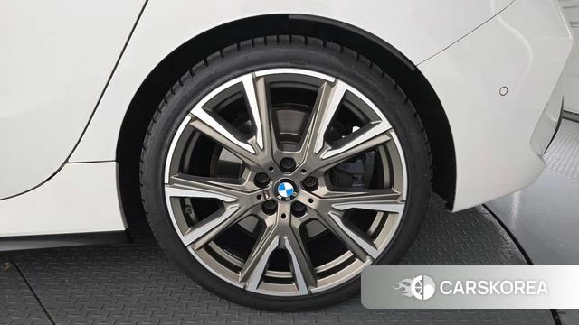 BMW 1 Series (F40) id 4936126 из Кореи 13