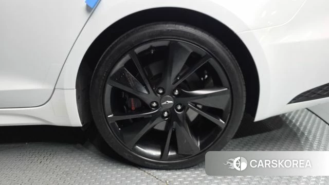 Genesis The New G70 Shooting Brake id 4880794 из Кореи 13