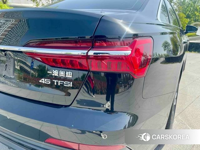 Audi A6L id 4278827 из Китая 13