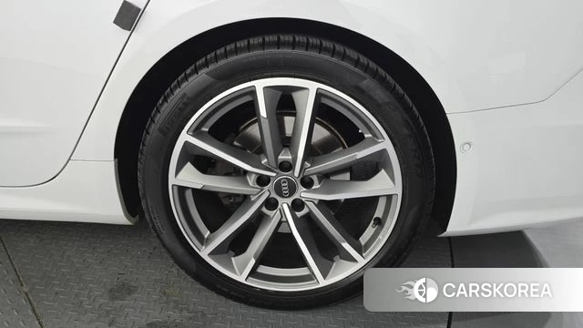 Audi A7 (4K) id 4331189 из Кореи 13