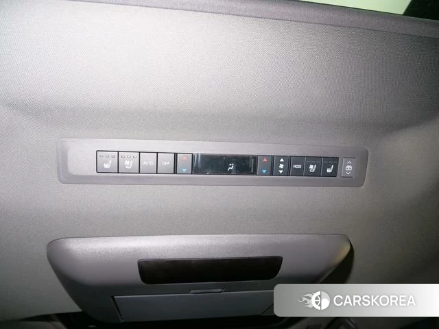 Toyota Grevia id 4279111 из Китая 13