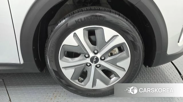 Kia Niro Plus id 4854782 из Кореи 13