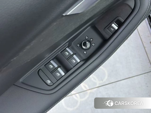 Audi A4L id 4333865 из Китая 13