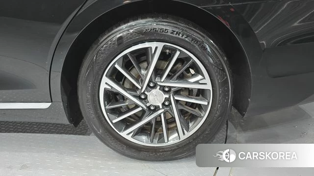 Hyundai The New Grandeur IG id 4245541 из Кореи 13