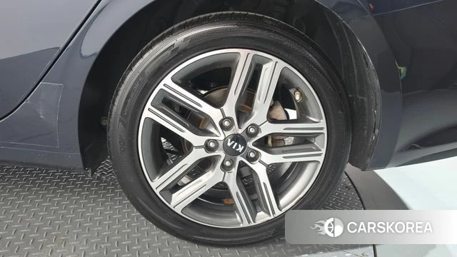 Kia Come New K3 id 4677453 из Кореи 13