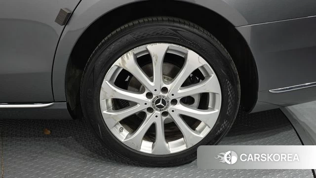 Mercedes-Benz E-Class W213 id 4294749 из Кореи 13