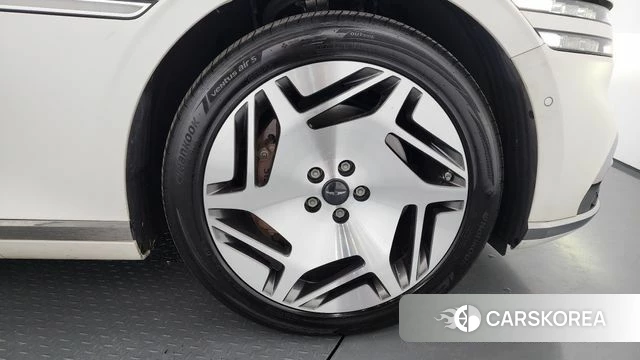 Genesis G90 (RS4) id 4382418 из Кореи 13