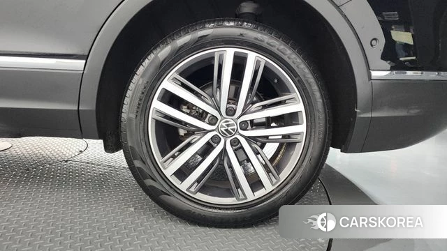 Volkswagen Tiguan Allspace id 4696907 из Кореи 13