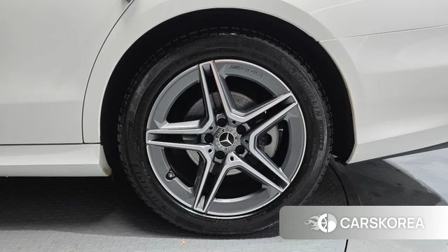 Mercedes-Benz E-Class W213 id 4223578 из Кореи 13