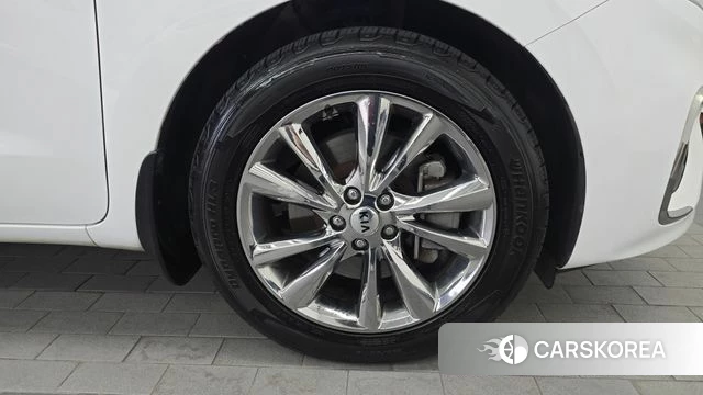 Kia The New Carnival id 4508457 из Кореи 13