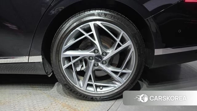 Genesis G90 (RS4) id 4898148 из Кореи 13