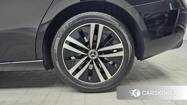 Mercedes-Benz A-Class W177 id 4657262 из Кореи 13